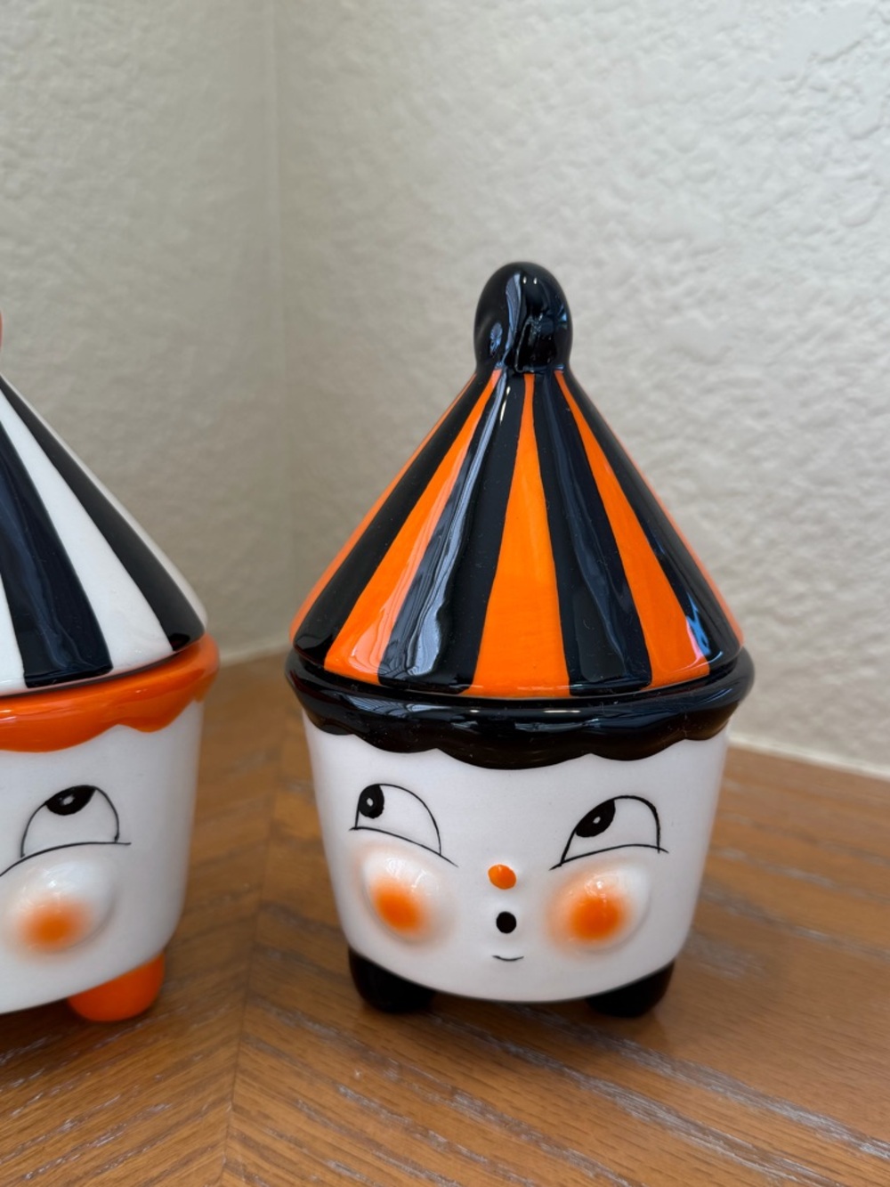 NWOT Johanna Parker Whimsical Orange & Black Ceramic Halloween Trinket Jars - Picture 3 of 11